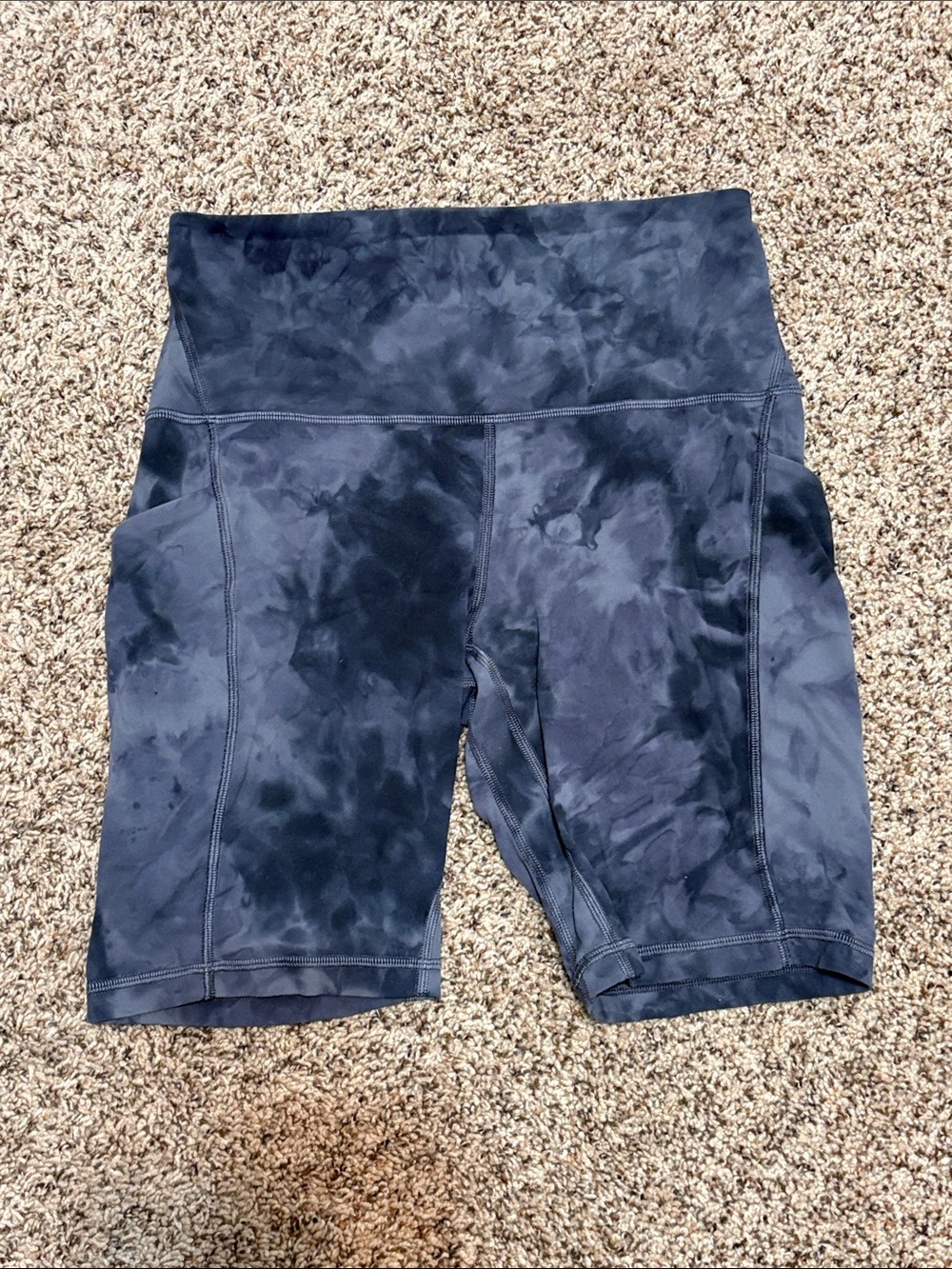 Lululemon Grey Tie Dye Align Shorts Size 8 High Waist ✨GUC Soft & Cute - Picture 4 of 7